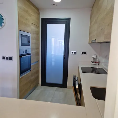 Sunset Waves Poniente