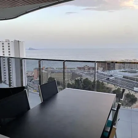 Sunset Waves Poniente