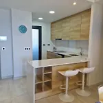Sunset Waves Poniente Apartamento