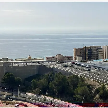 Sunset Waves Poniente בנידורם