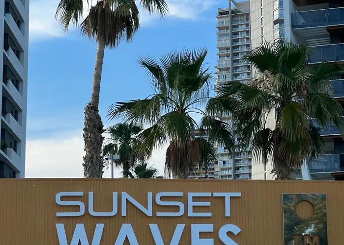 Sunset Waves Poniente Appartement
