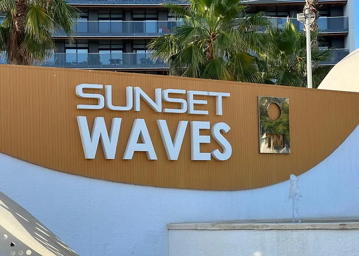 Sunset Waves Poniente Appartement